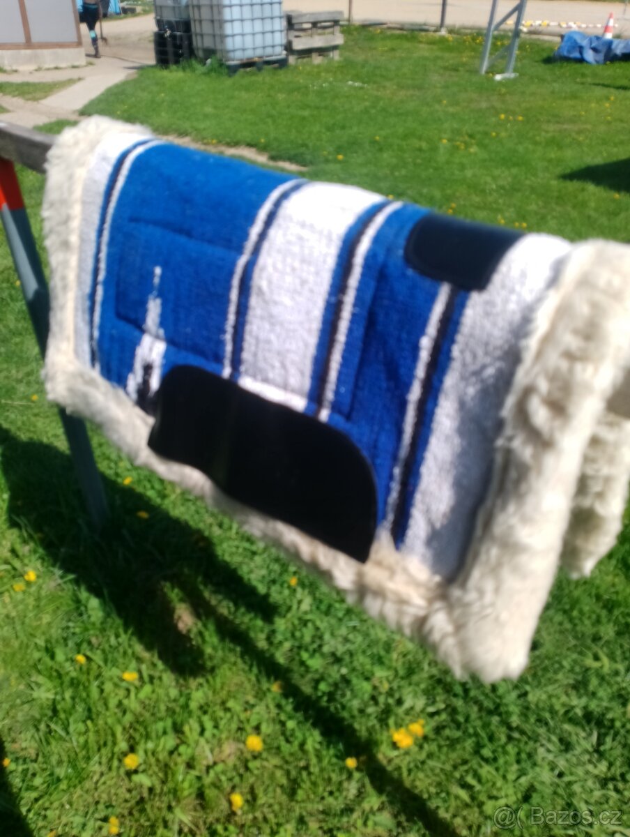 Podsedlová dečka western