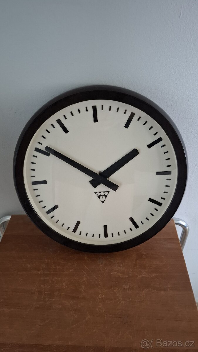 Hodiny Pragotron 37cm - funkcni