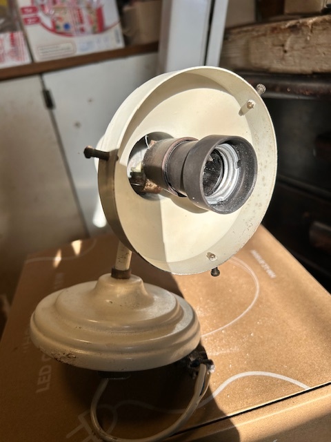 darování retro světel v HK.