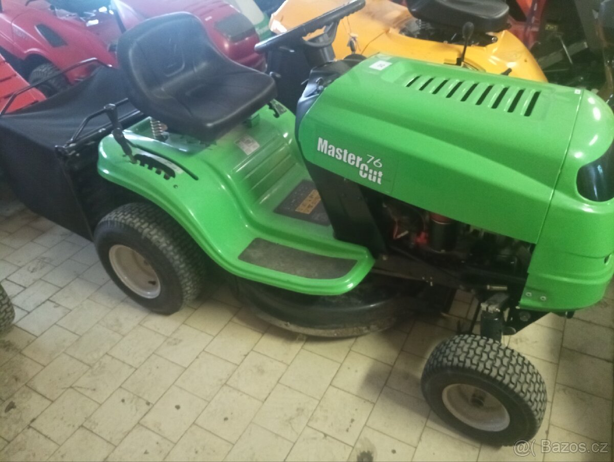 sekačka, zahradní traktor, traktůrek