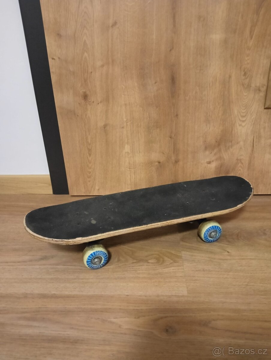 Prodám dětský skateboard