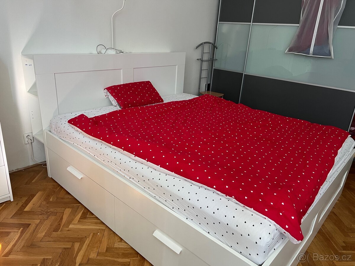 Manželská postel