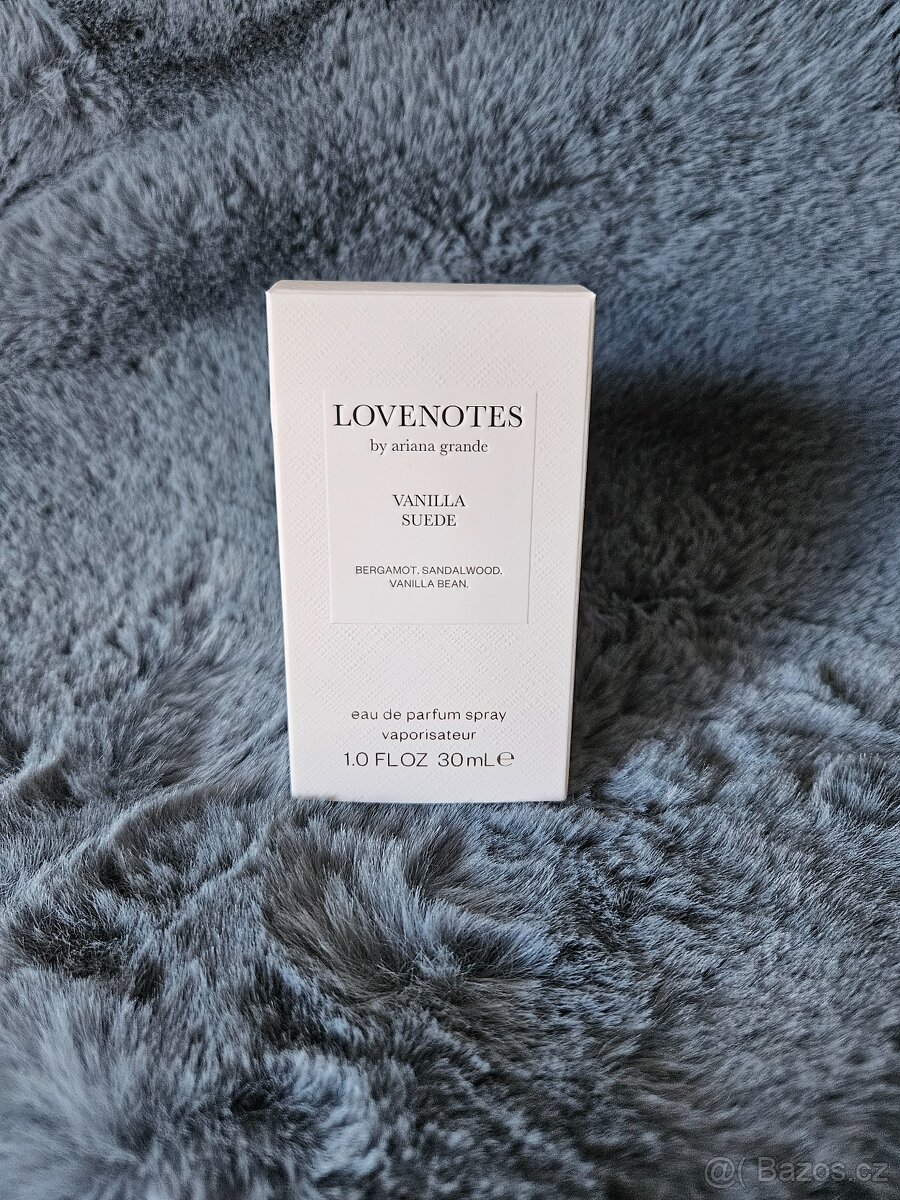 Ariana grande Vanilla Suede