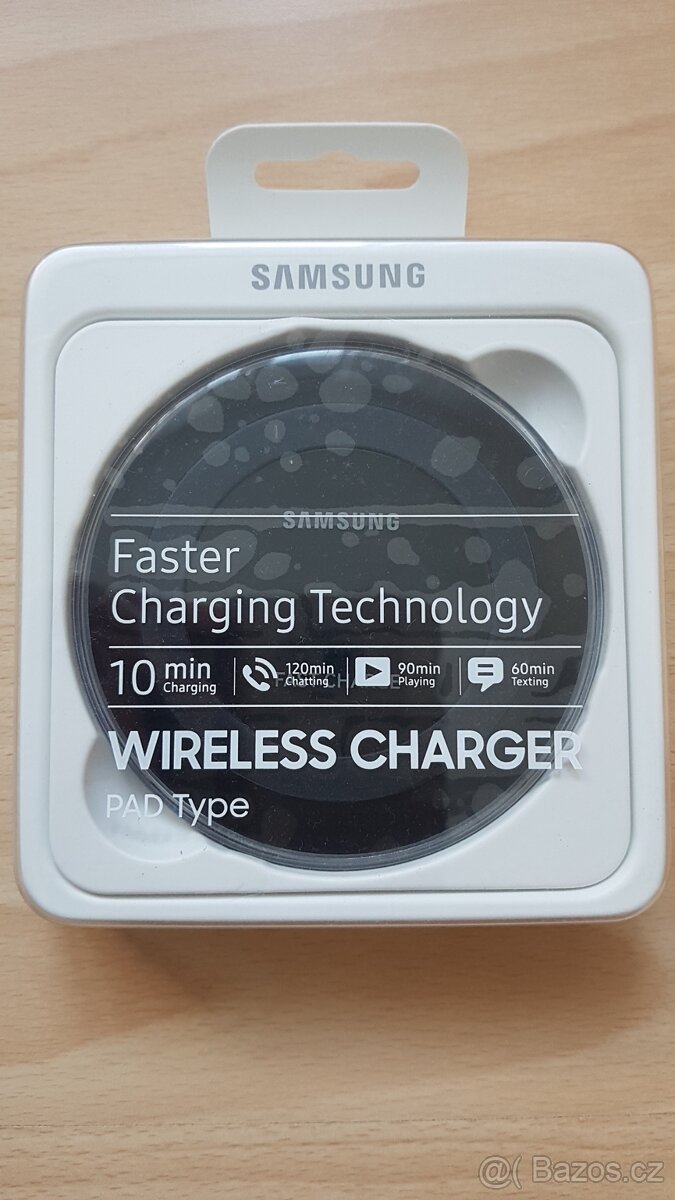 Bezdrátová nabíječka Samsung Fast Charge s obalem