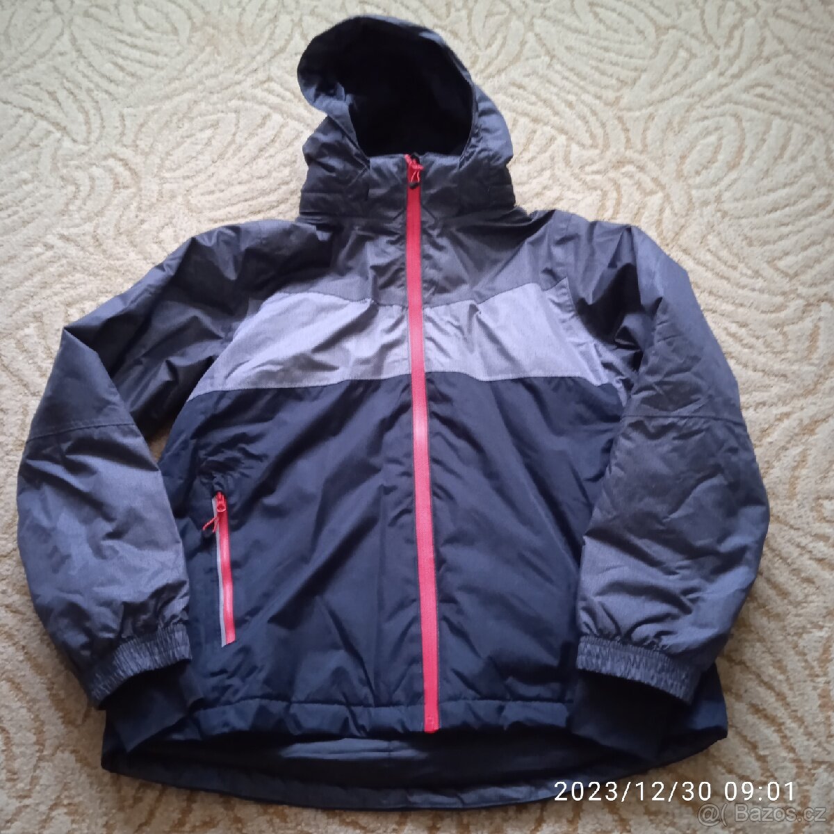 nová zimní bunda velikost 146-152