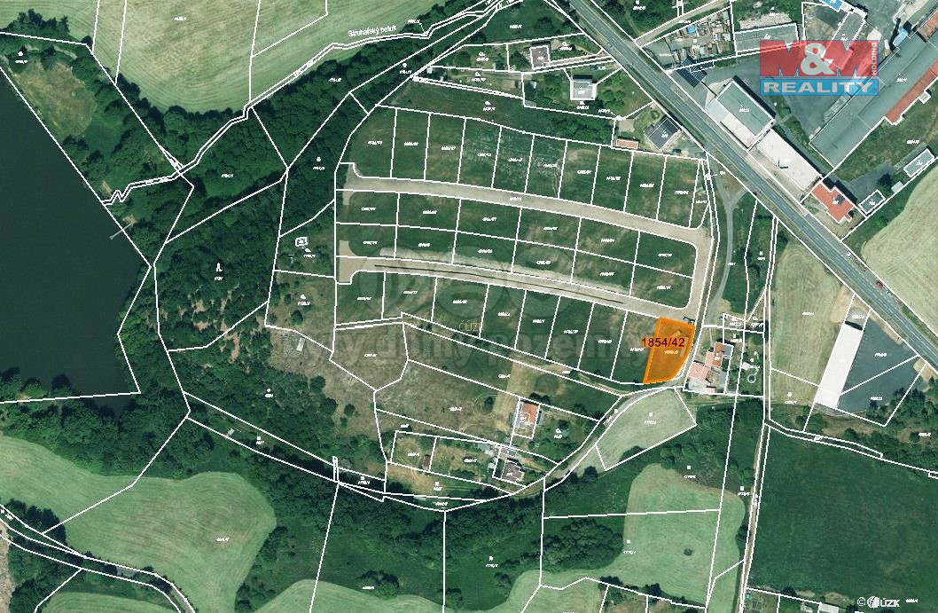 Prodej pozemku k bydlení, 703 m², Lubenec