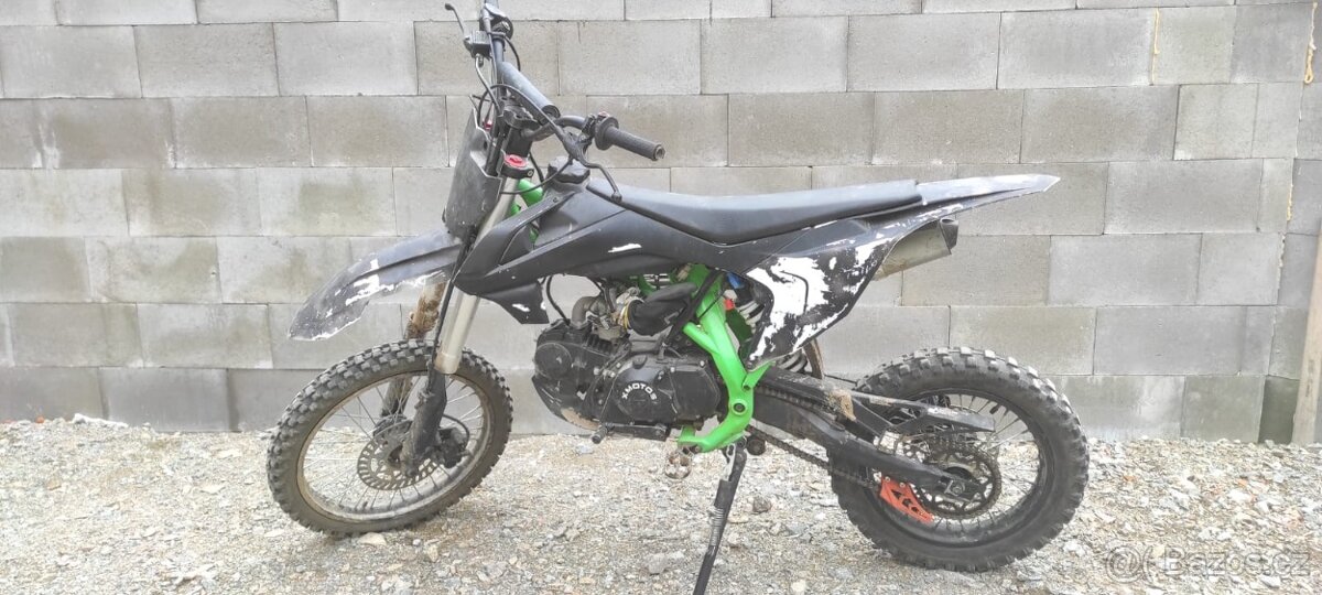 Xmotos xb29, 125 ccm, čtyřtakt