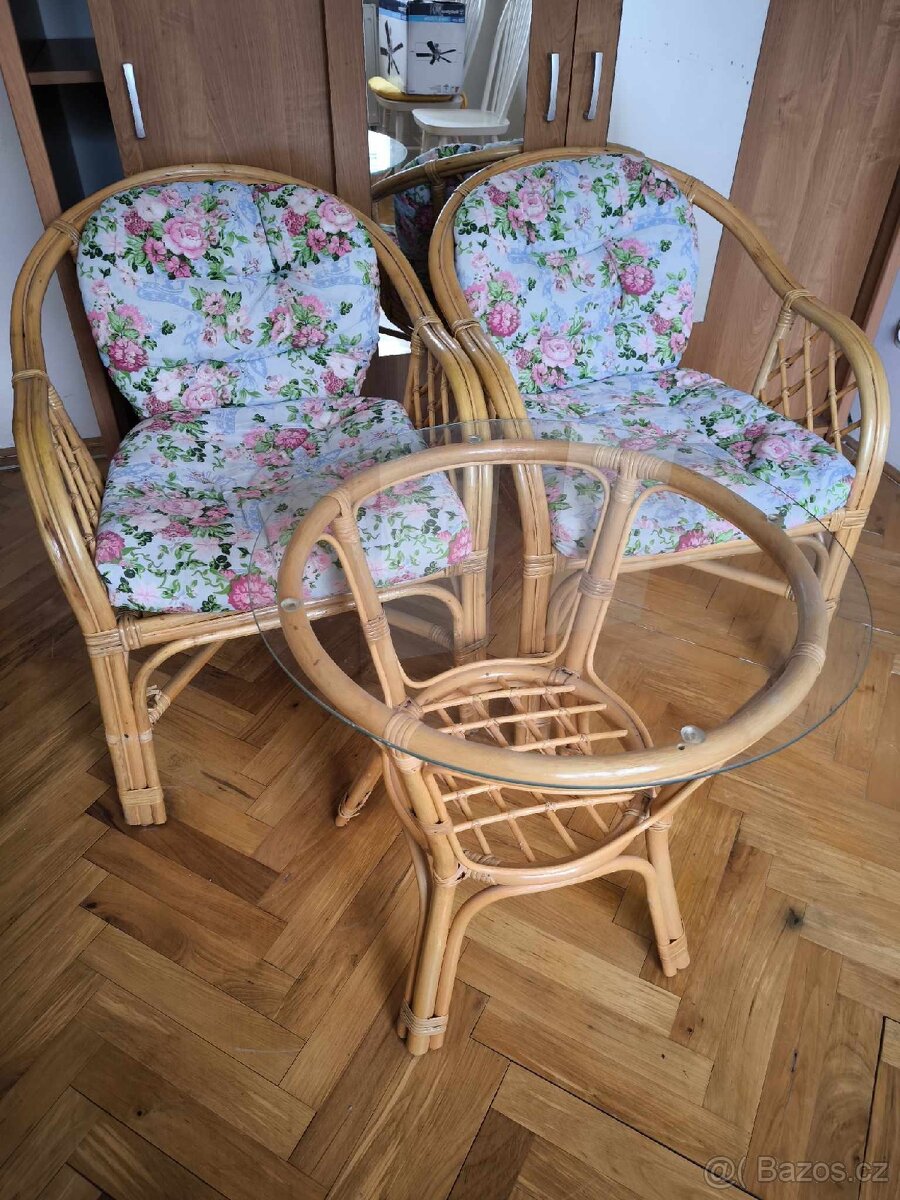 Ratanová souprava