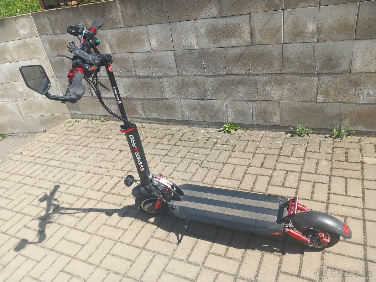 Elektrokoloběžka EV VIPER 4 PRO