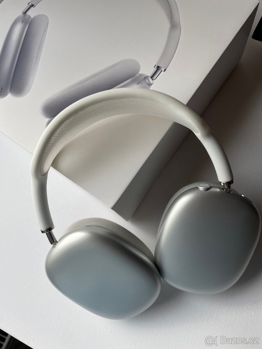 AirPods Max