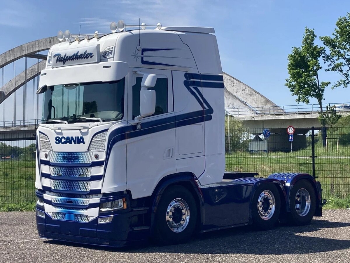 Scania S650 V8 6x2 / Full air / 317tkm