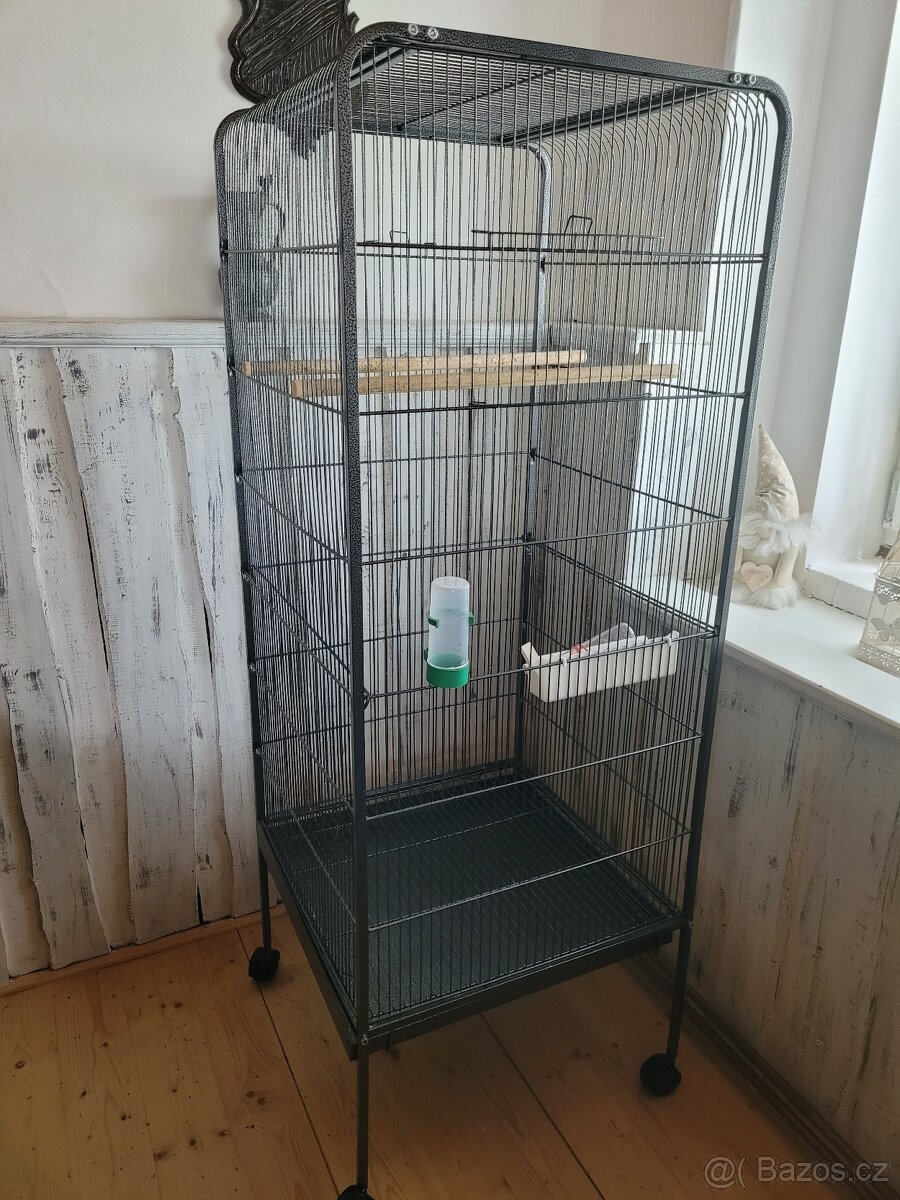 Klec pro papoušky