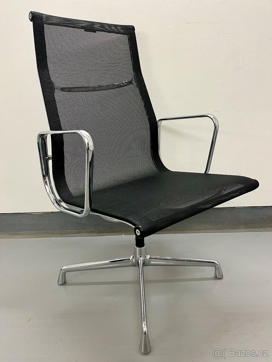 Židle Vitra Eames