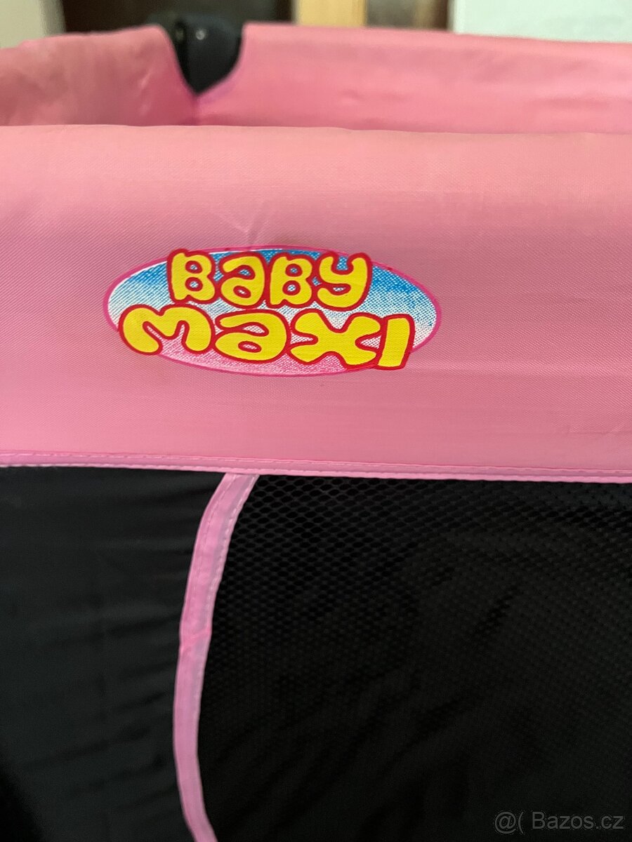 Přenosná postýlka s matrací