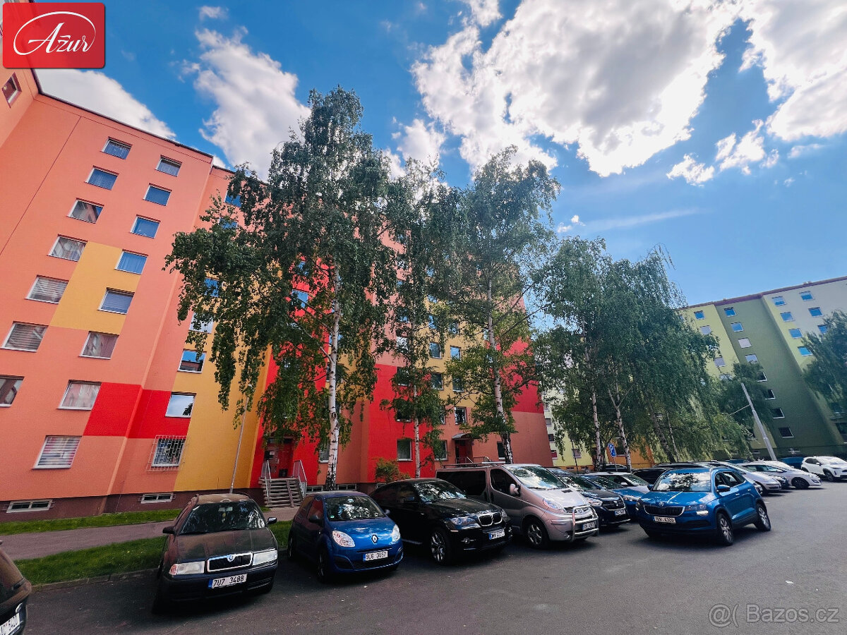 Prodej prostorného bytu 4+1, po rekonstrukci v Teplicích
