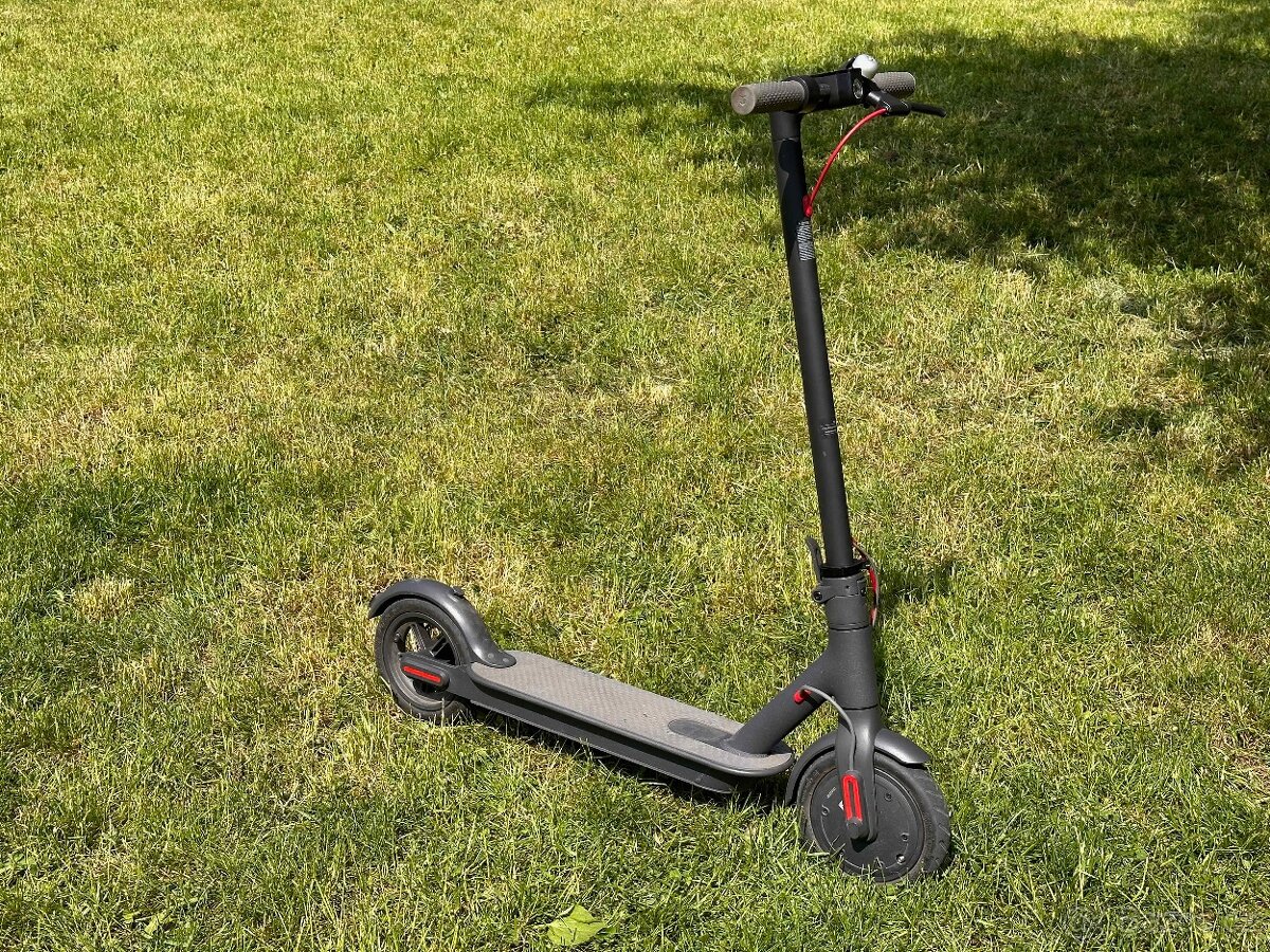 Elektrokoloběžka Mi v dobrém stavu
