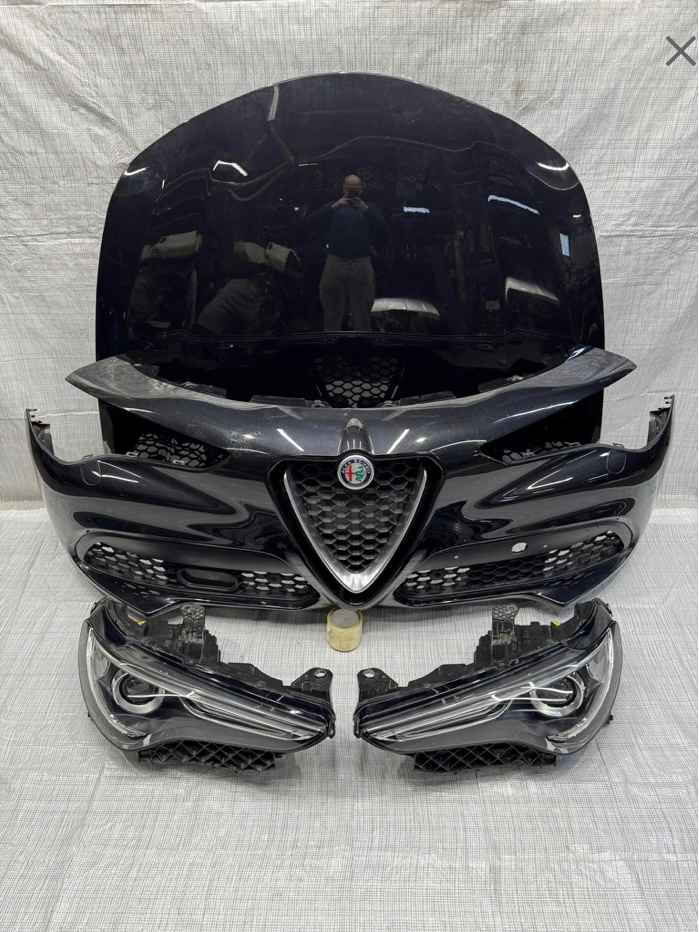 Alfa Romeo stelvio - kompletní předek