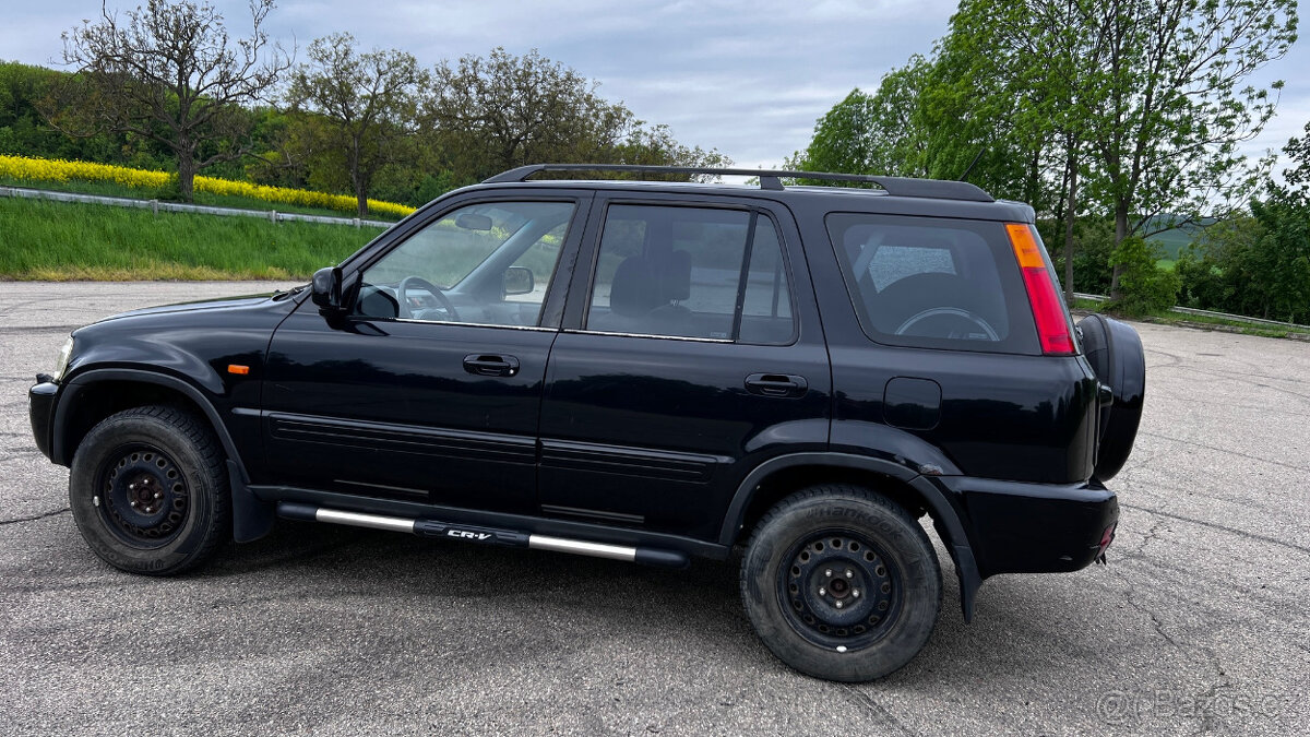 Honda CR-V 2001, 2.0 4x4, 108KW, benzín