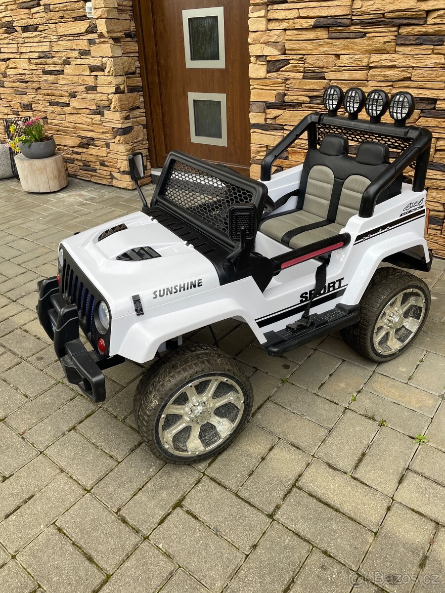 Elektrické autíčko Jeep