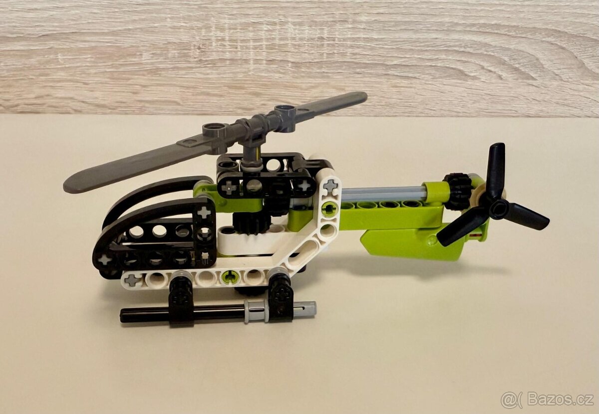 Lego Technic vrtulník