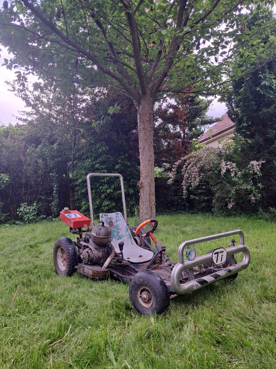 Motokára