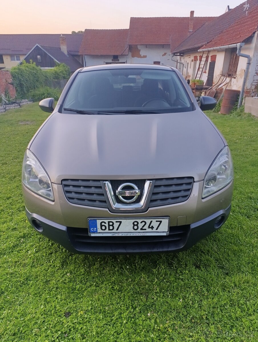 Prodám NISSAN QASHQAI