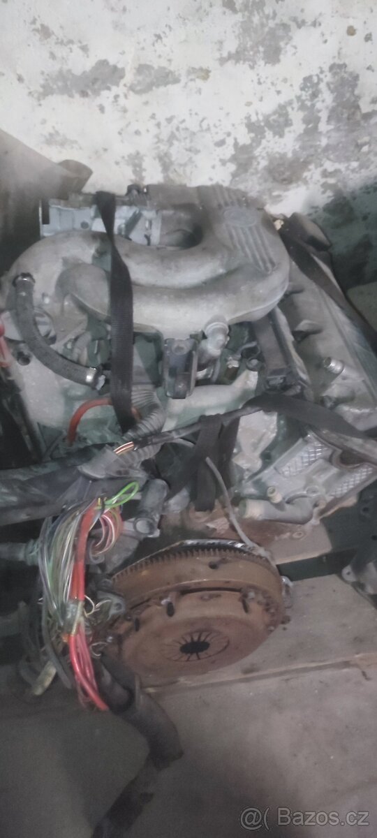 Bmw m43b18 motor