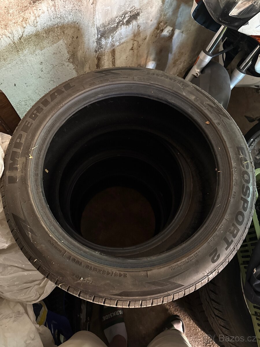 Pneu 245/45/18 letní imperial
