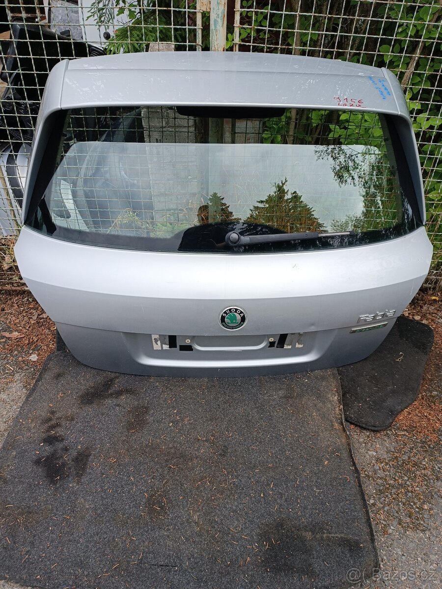 Skoda Fabia 2 facelift - páté dveře, víko kufru