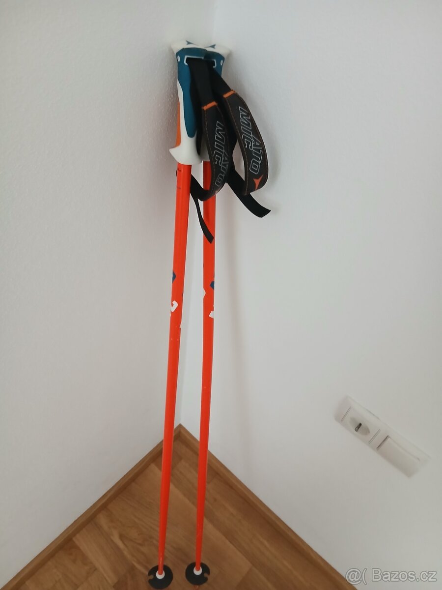 Lyžařské hůlky Atomic, 120cm