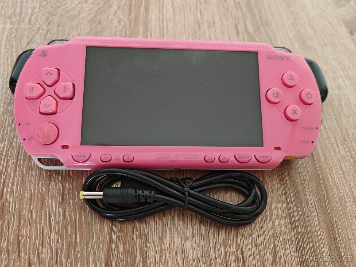 PlayStation psp 1000 růžová