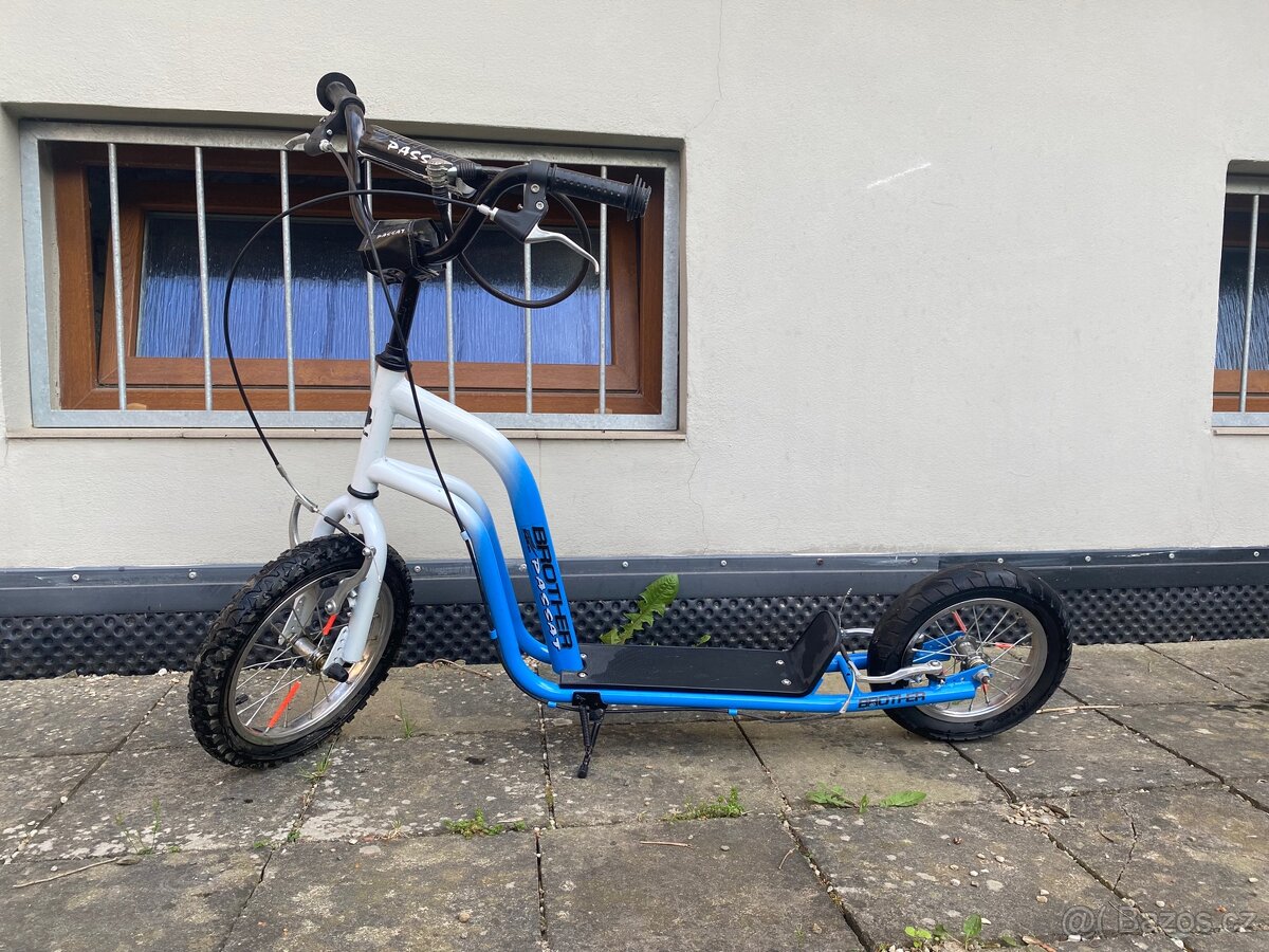 Prodám dětskou koloběžku značky Brother Passat