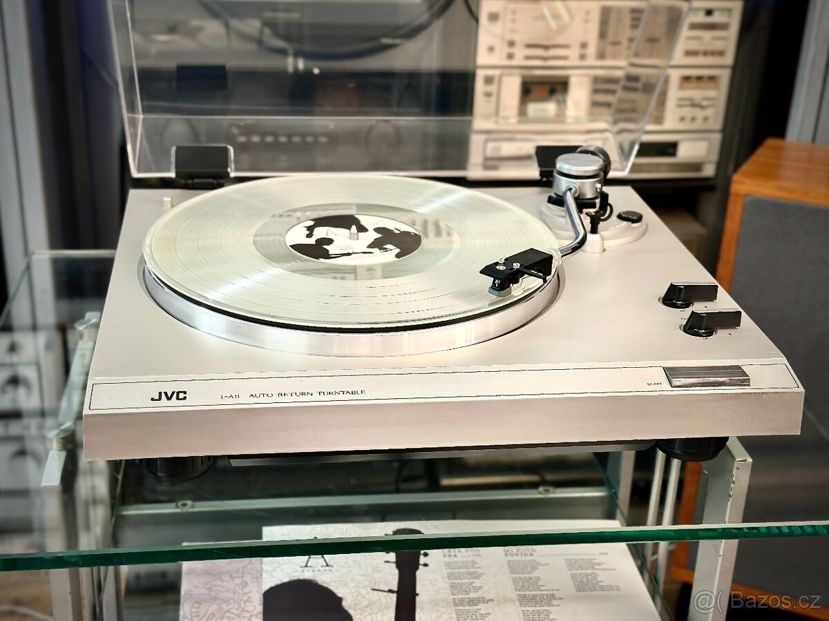 JVC L-A11 (r.1978) belt-drive, poloautomat, po servisu
