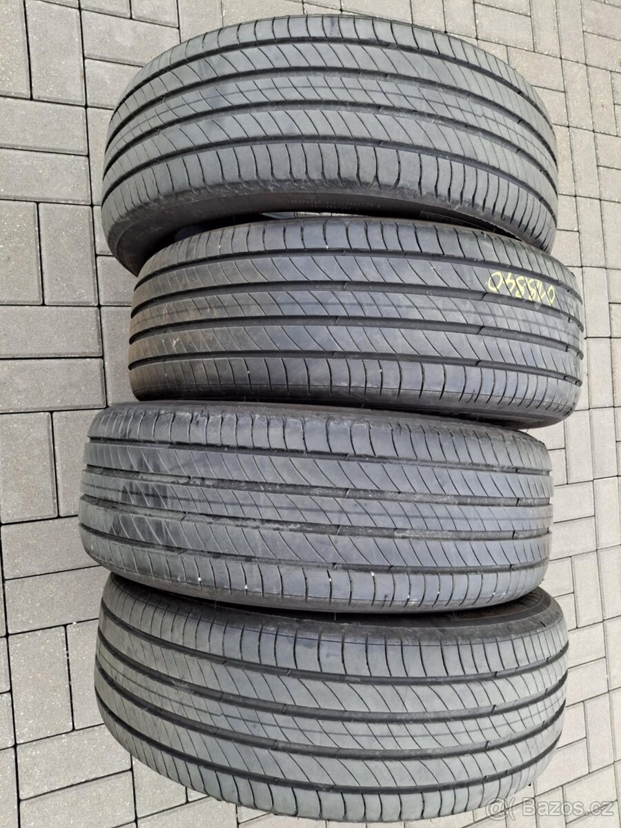 MICHELIN 225/50 r19 96V