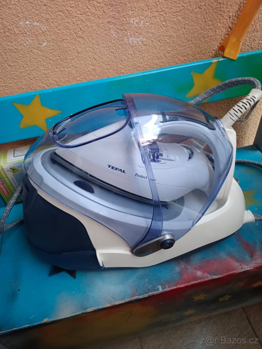 Napařovací žehlička Tefal