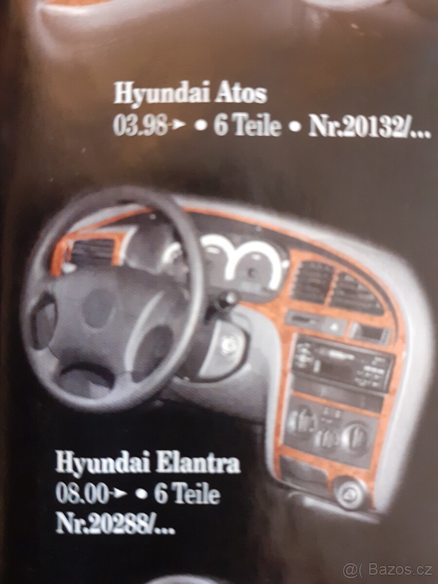 Dekor přístrojů Hyundai Elantra