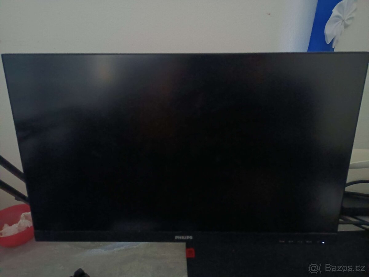 Prodám svuj monitor Philips 242E1GJ 144hz