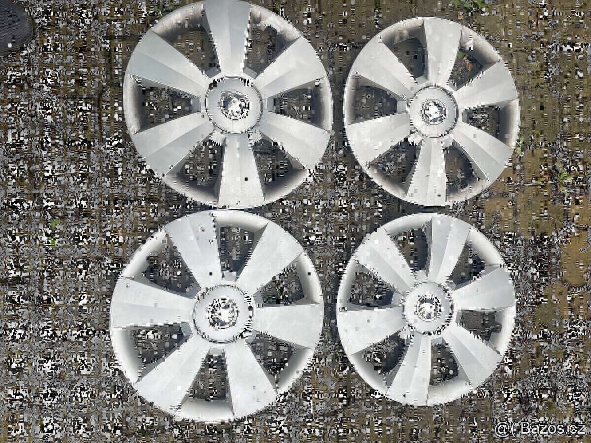 Poklice Škoda 15”