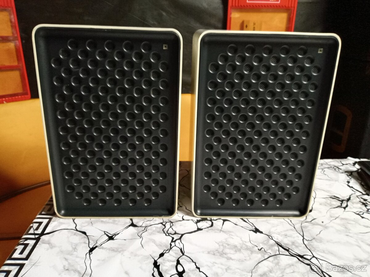Loewe LO 27 regálové reproduktory