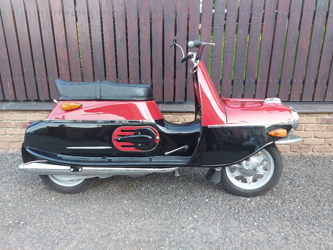 Prodám skútr ČZ 175/502 s dynamostartérem