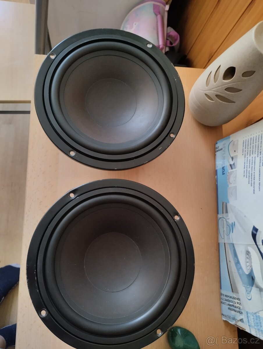 Reproduktory Tesla TVM