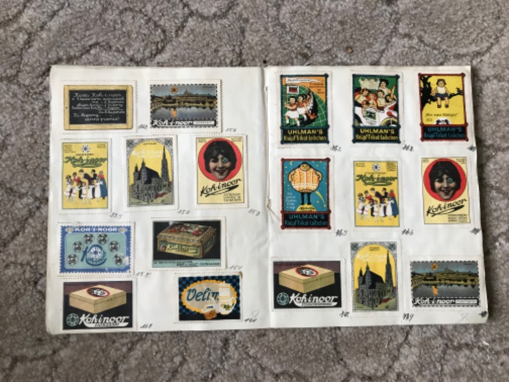 Staré nálepky ze sirek a jiných