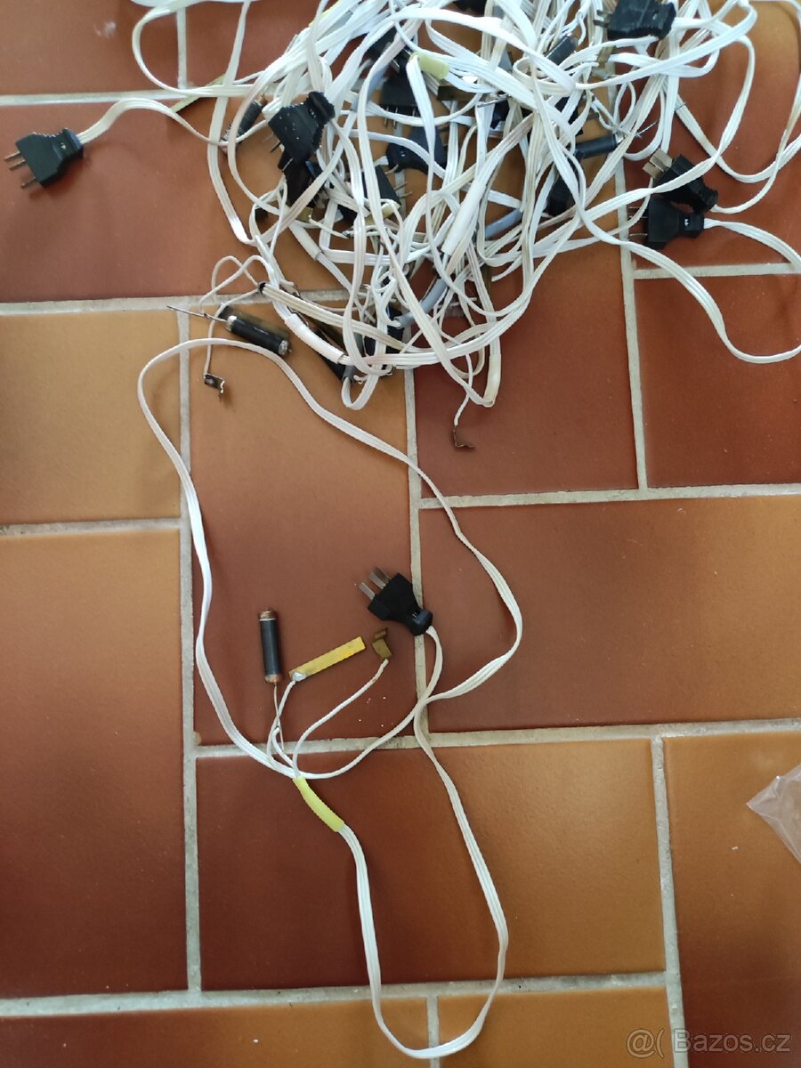 Autodráha Ites kabeláž k ovladačům