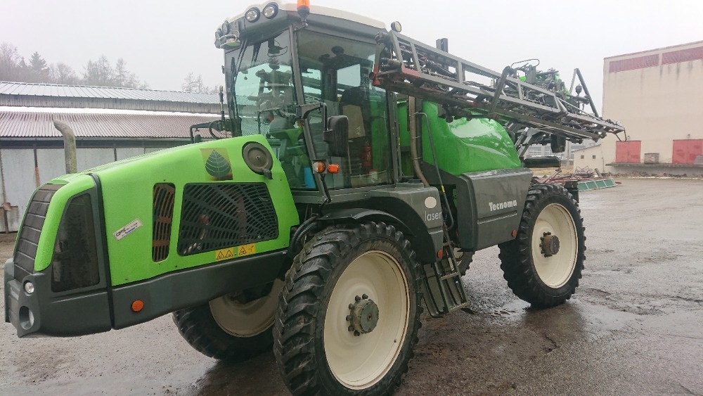 postřikovač TECNOMA