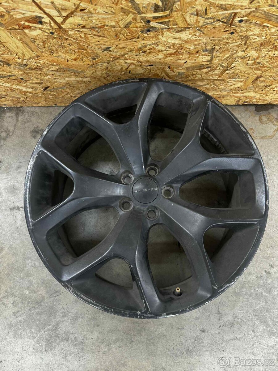 Alu kolo Dodge Challenger r20