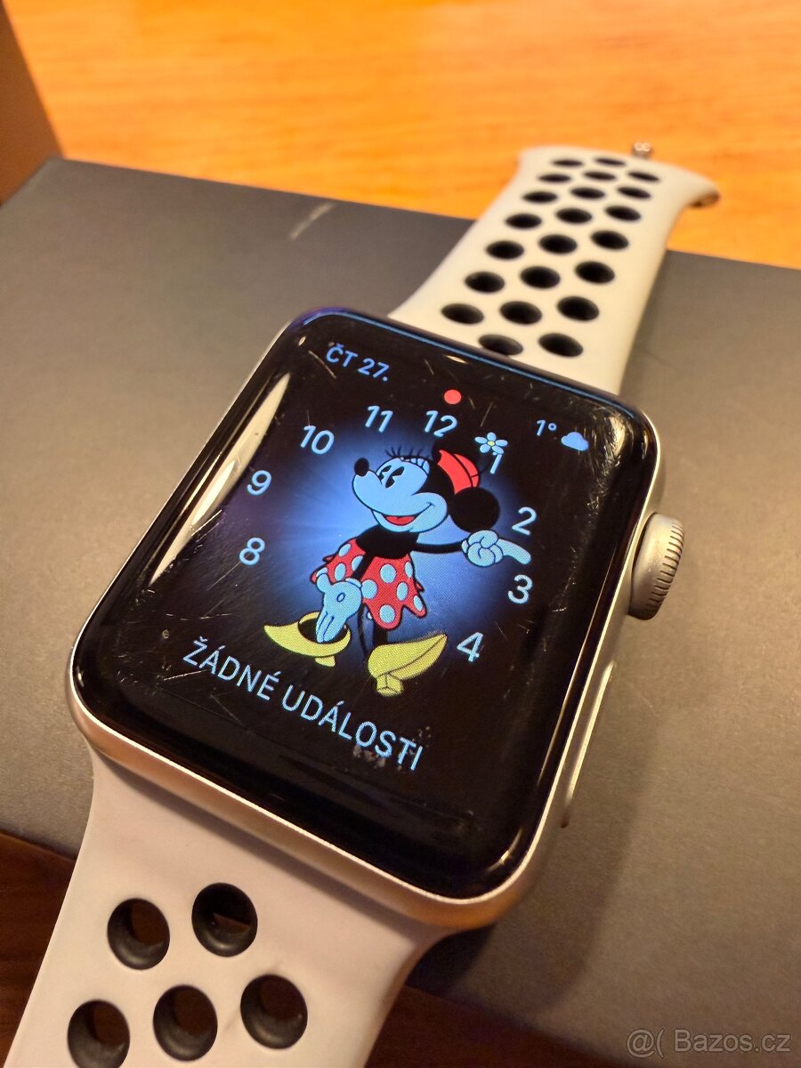 Apple Watch Nike+ Series 3 – 38 mm – Silver Aluminum