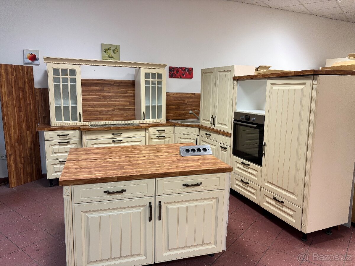 Prodám luxusní kuchyňskou linku Nobilia Castello