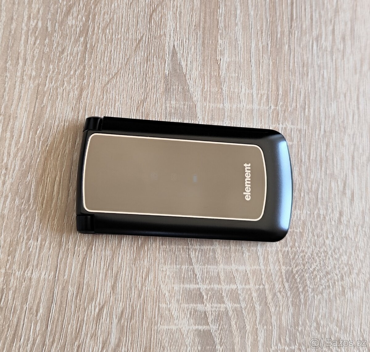 TLAČÍTKOVÝ MOBILNÍ TELEFON SENCOR ELEMENT P031V