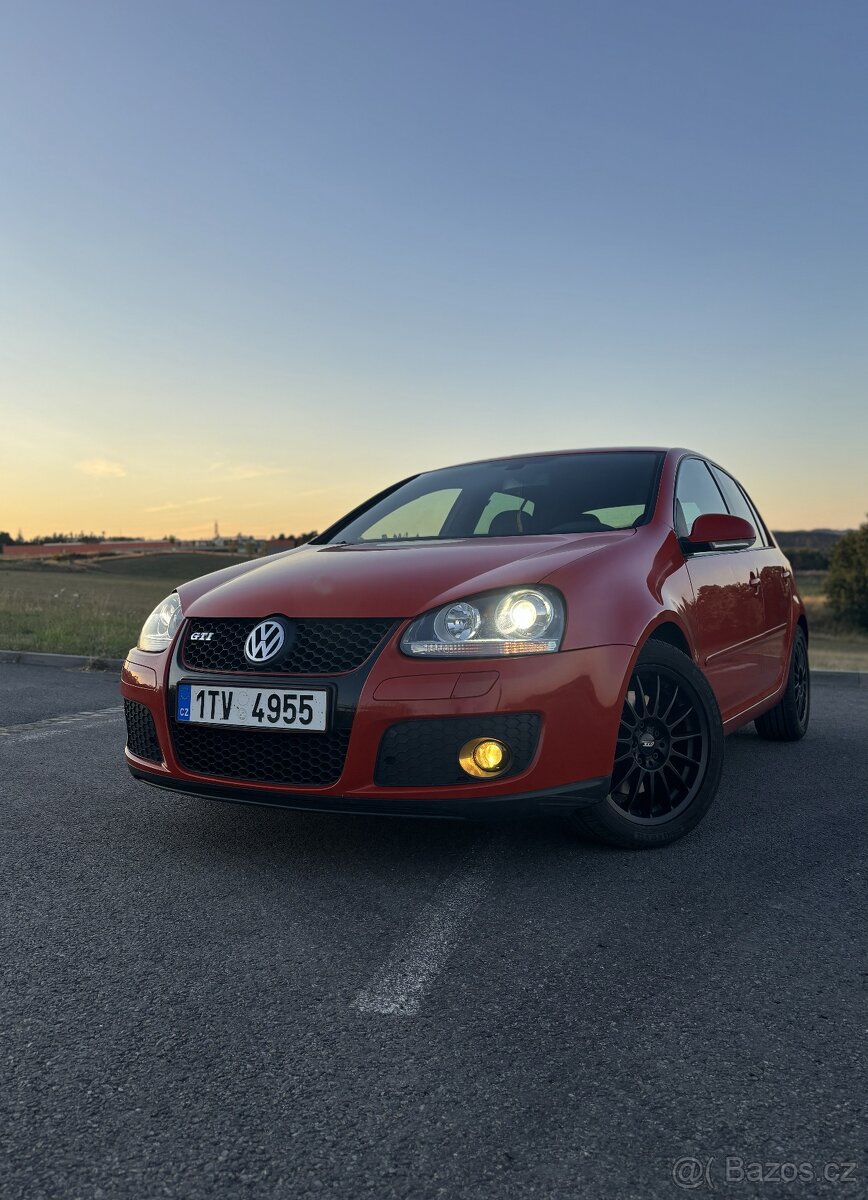 Volkswagen Golf V GTI – 2005
