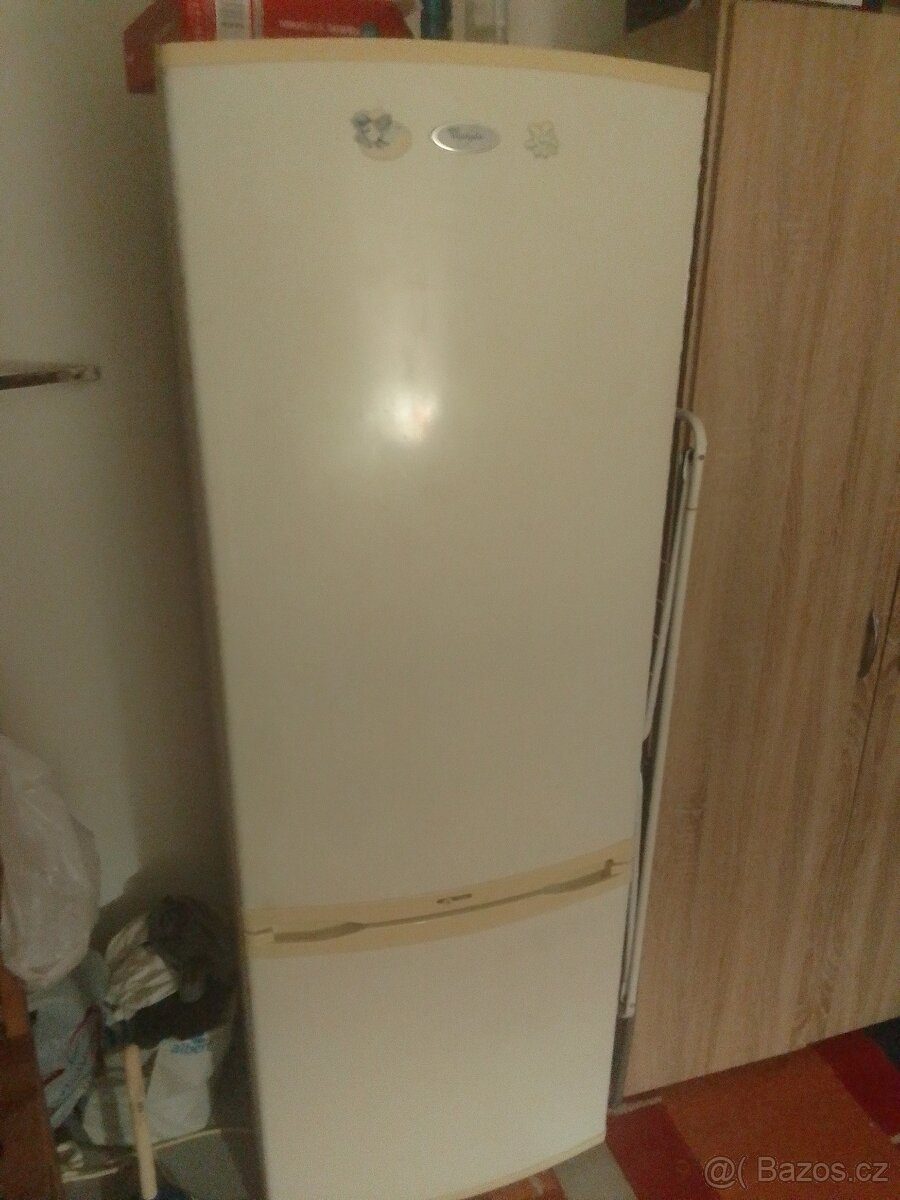 Prodám ledničku whirpool